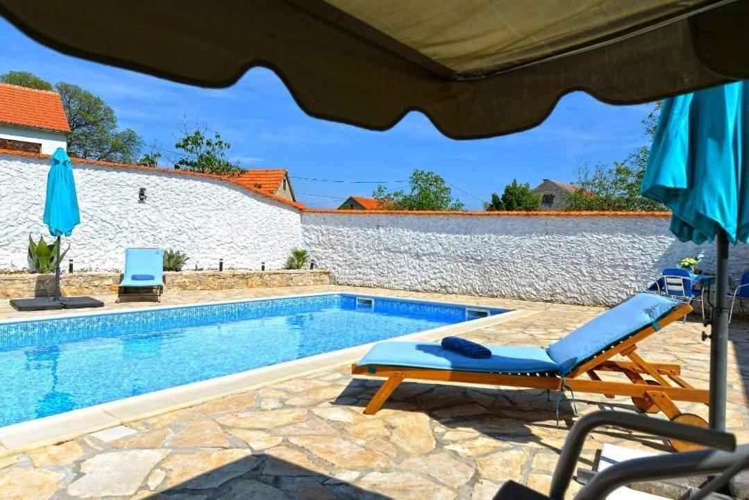 House Vidamo - Vacation Home With Swimming Pool Mala Cista Extérieur photo